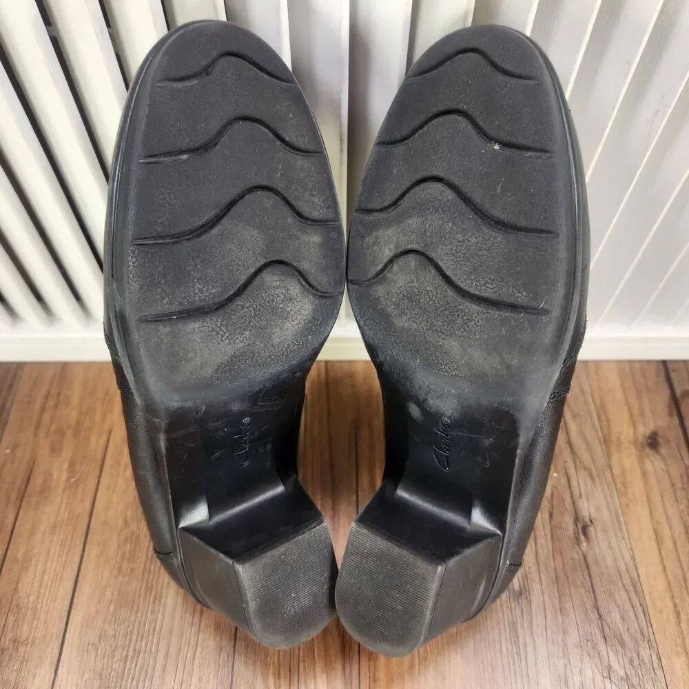 Clarks Emslie Warren Loafer Women 7.5 M Black Leather Modern Biker Low Top Shoes